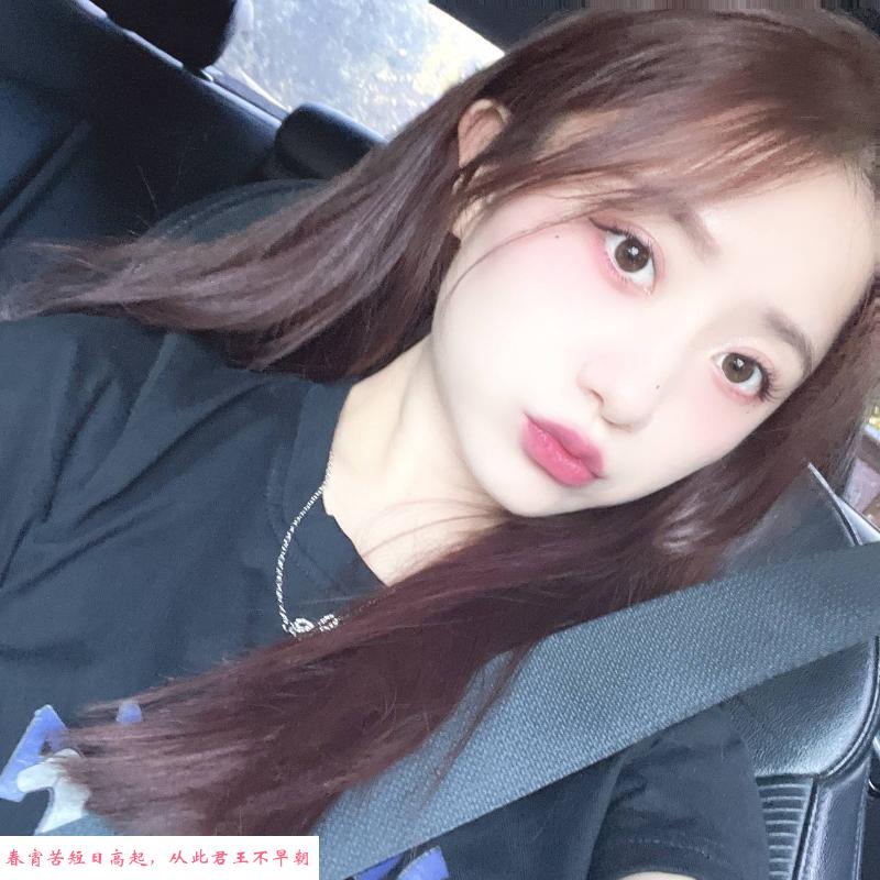 龙华区芳芳美女 第1张