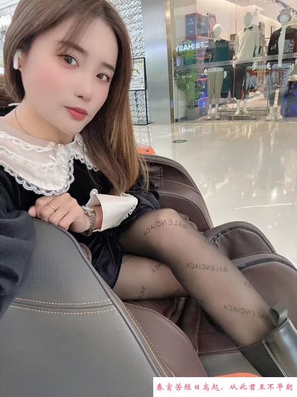 锡山身材火辣少妇 第2张