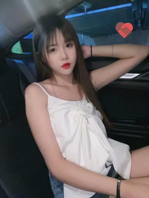 大学生妹出来做兼职的 第1张