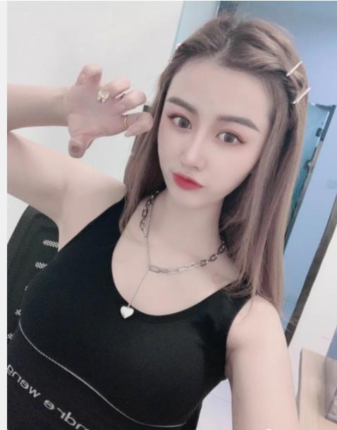 渝中区燕子:身材颜值真心不错,服务细心下面超紧致 第2张