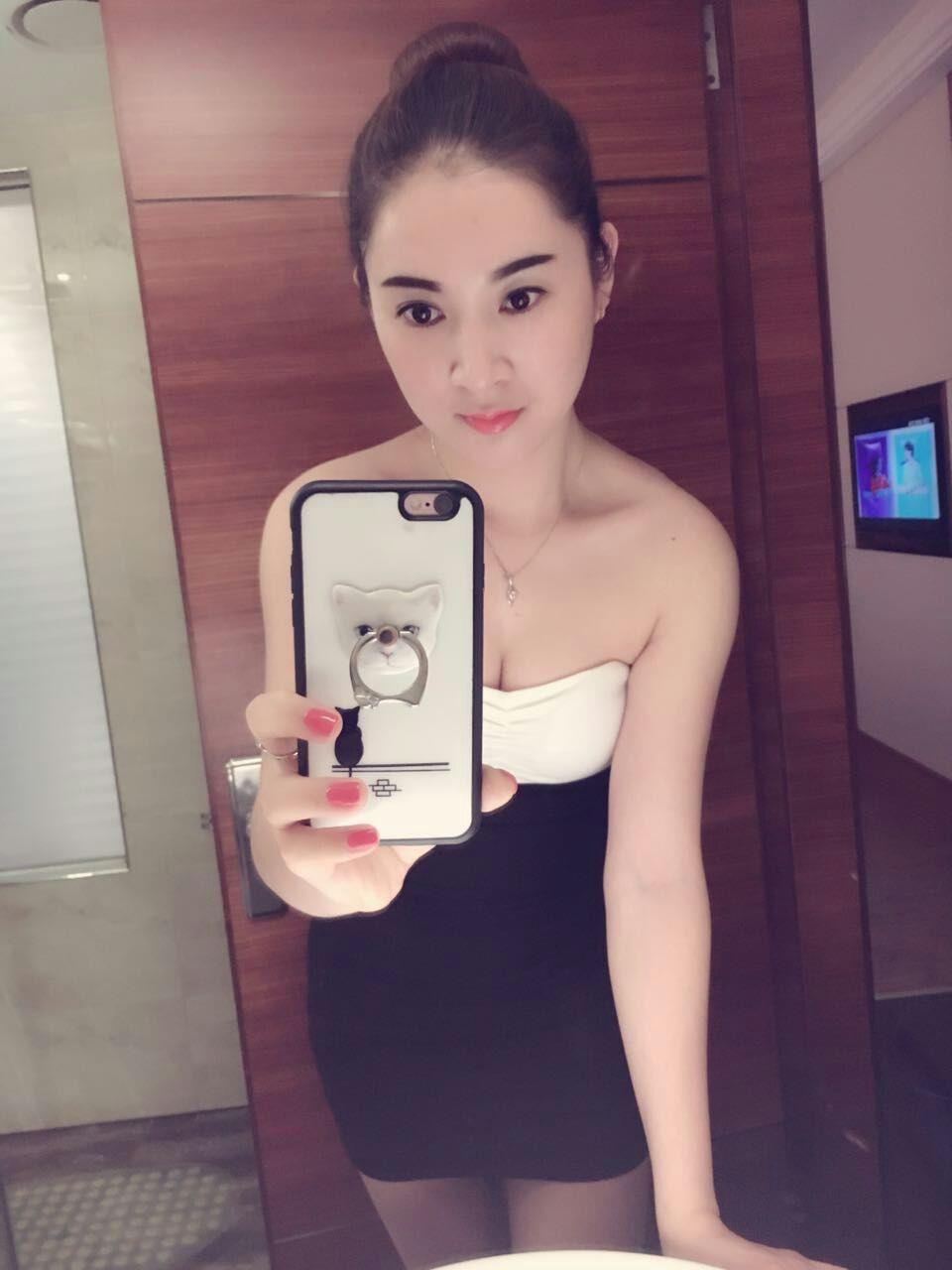 青羊区晴晴:波大腰细好颜值,似完美女友 第2张