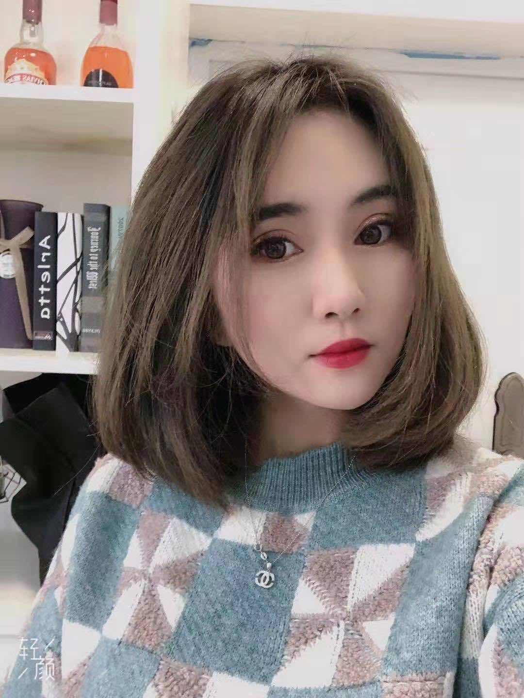 优雅贤淑女生小琪,36C大咪咪 第2张