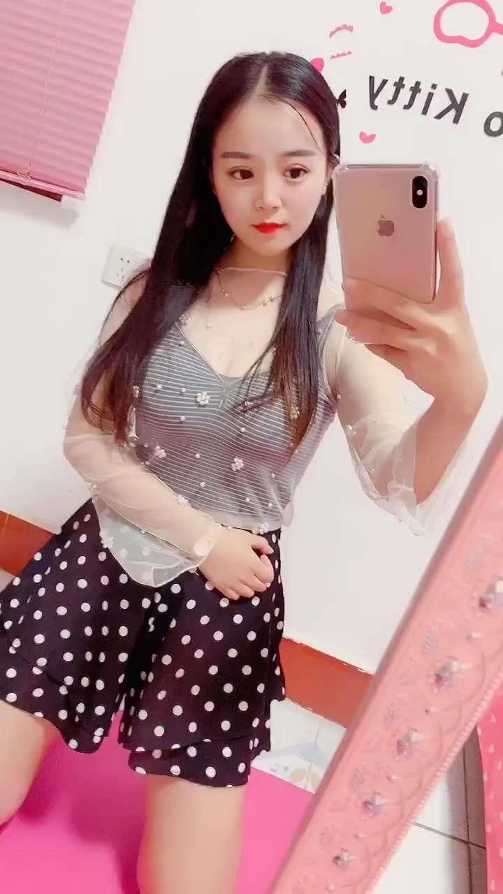 19岁妙龄女孩田心 第2张