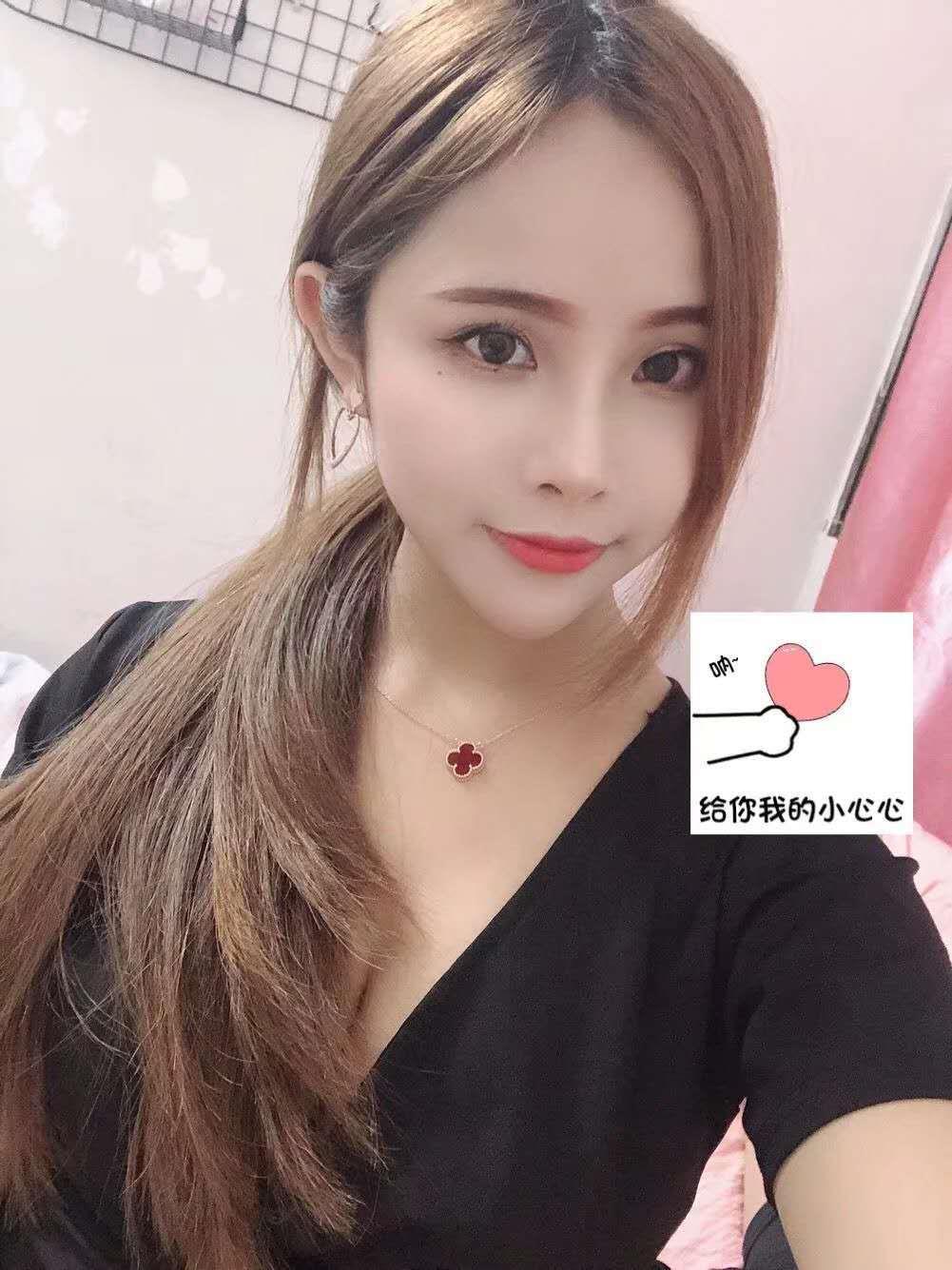2020年6月30性感小女人,很会勾魂的极品 第3张