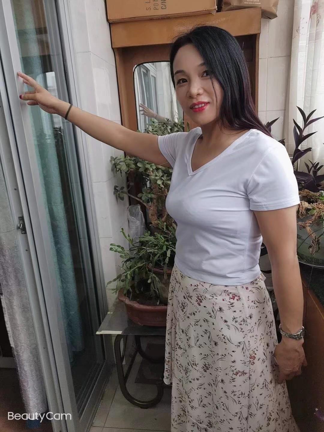 旧宫熟女 第1张
