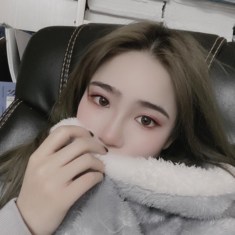 大萝莉小不点儿 第1张