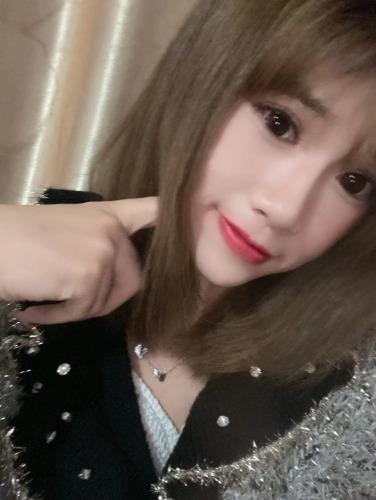另类女神 第1张