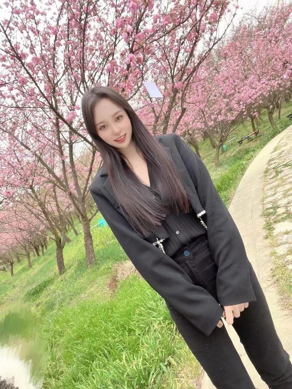 武侯小可爱月月 第4张