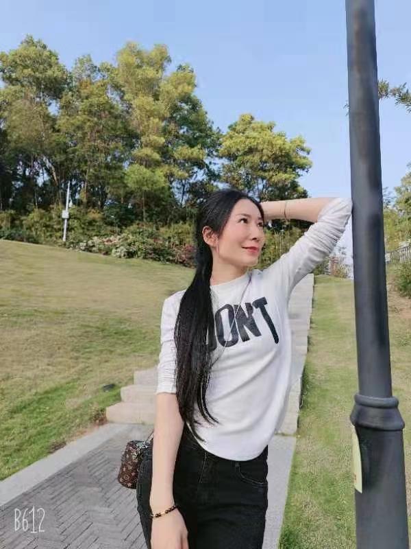 福永瘦少妇 第1张