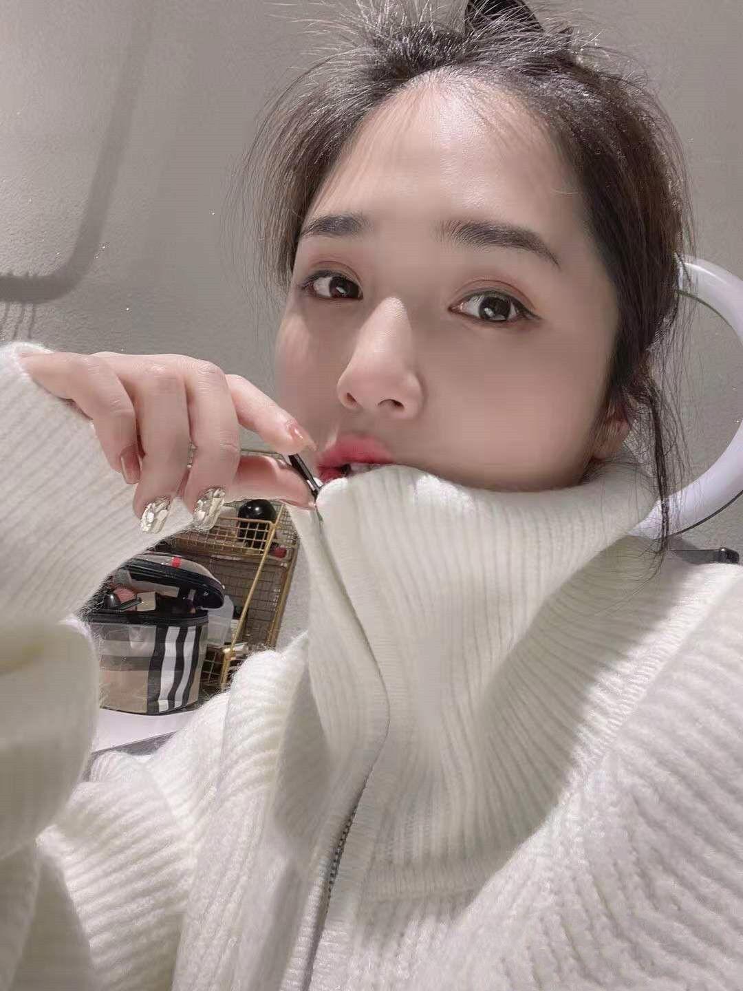 五华区年轻漂亮的极品小妹妹 第1张