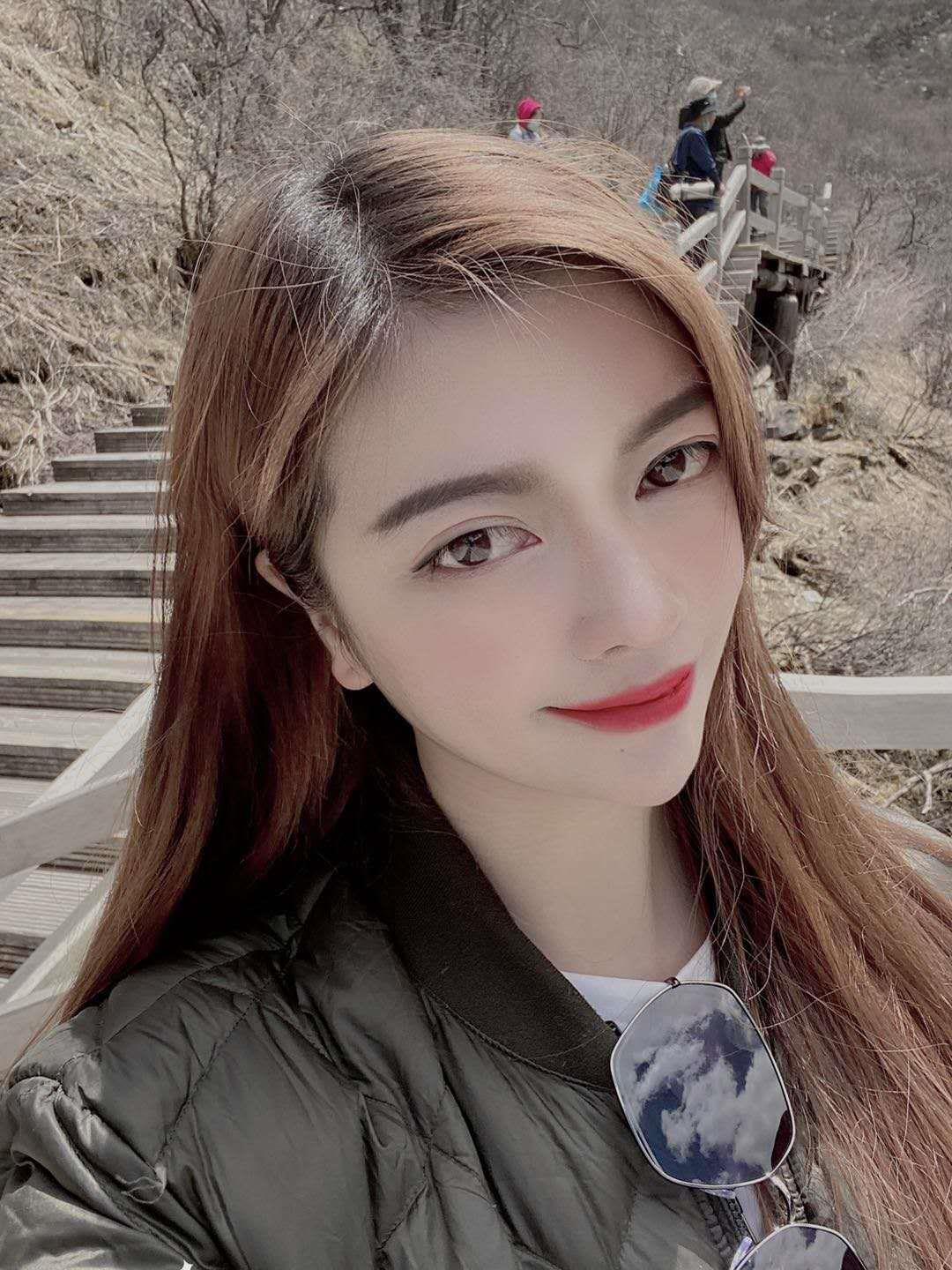 体验颜值身材态度巨佳的小仙女佳佳老师 第2张