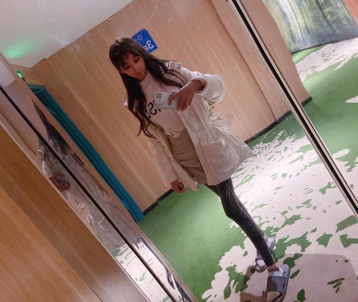 南阳春节过后第一发,长相不错身材好的妹妹 第1张