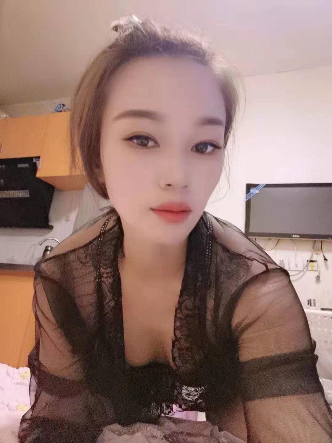 高颜值新鲜小美妞，400性价比绝了 第1张